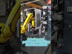 Schleifen und Polieren von Accessoires aus Edelstahl