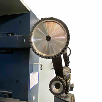 kaufen Polierende Robotermaschine CNC, die für Messingzusätze mit Schrittmotor 1.5KW reibt Online-Herstellung