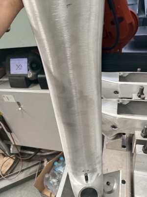 kaufen Aluminium-Batteriegehäuse-Schleifmaschine mit FANUC Roboter-Entgraten und -Finishen Online-Herstellung