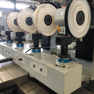Cnc-Schleifmaschine Max. Hochgeschwindigkeit. Für V-Achse und W-Achse Vier Stationen automatische Poliermaschine