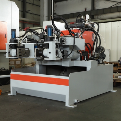 Schwerkraftgussmaschine 2350 X 2100 X 1860 mm Messing Größe kann verwendet werden, um Wasserhähne, Wasserzähler usw.