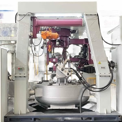 Niederdruckgussmaschine für Messingguss, z. B. für Sanitärwaren.