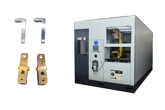 Industrielle Roboter Schleif- und Poliermaschine Automobilradknotenpunkt Metallguss Automatisches Deburring Universalrobotergerät
