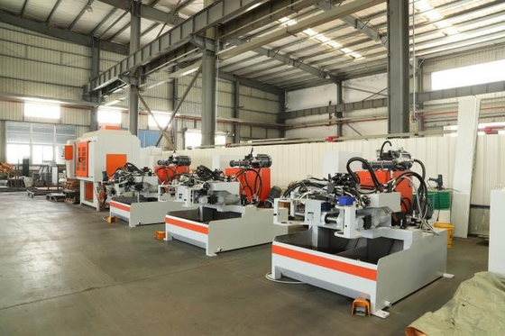 Automatische hydraulische Mehrrichtungsgießmaschine Präzisionskomponenten Vorderseite Dual Mix-Core-Lagermotor