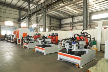 Halb automatische Kokille-Gießanlage-/Aluminiumlegierungs-Schwerkraft-Casting-strömende Maschine