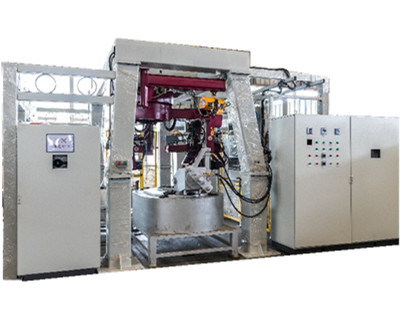 Niederdruck-Druckgussmaschine mit automatischem Auslasshahn und zwei Manipulatoren